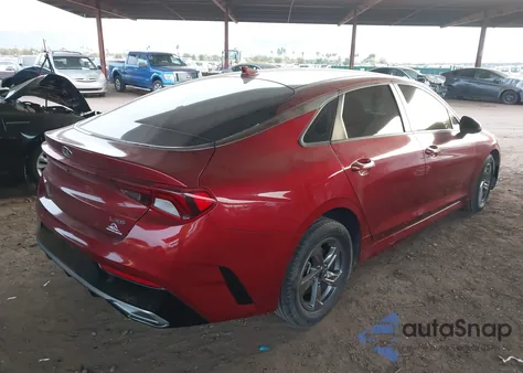 2021 Kia K5 Lxs z USA, uszkodzony, nr VIN 5XXG14J26MG035553